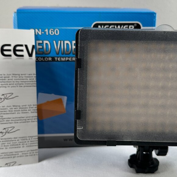 Neewer CN-160 Adjustable & Dimmable 5600K/3200K LED Video Camera Lighting Panel - Picture 6 of 15